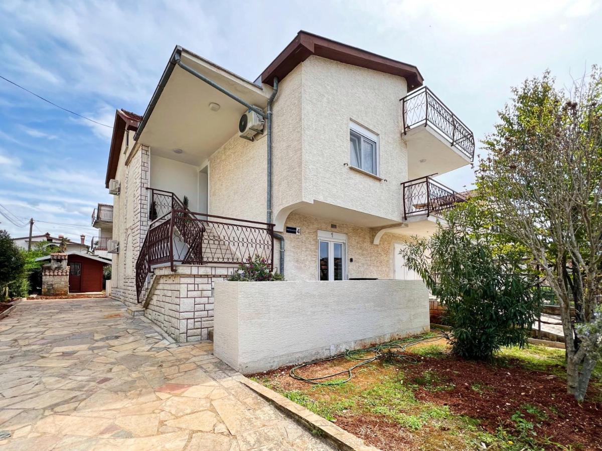 Apartments Valerian Novigrad Istria Exterior foto